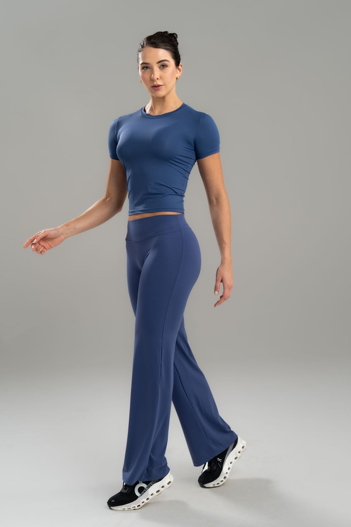 T-SHIRT CROPPED - SENSITIVE
