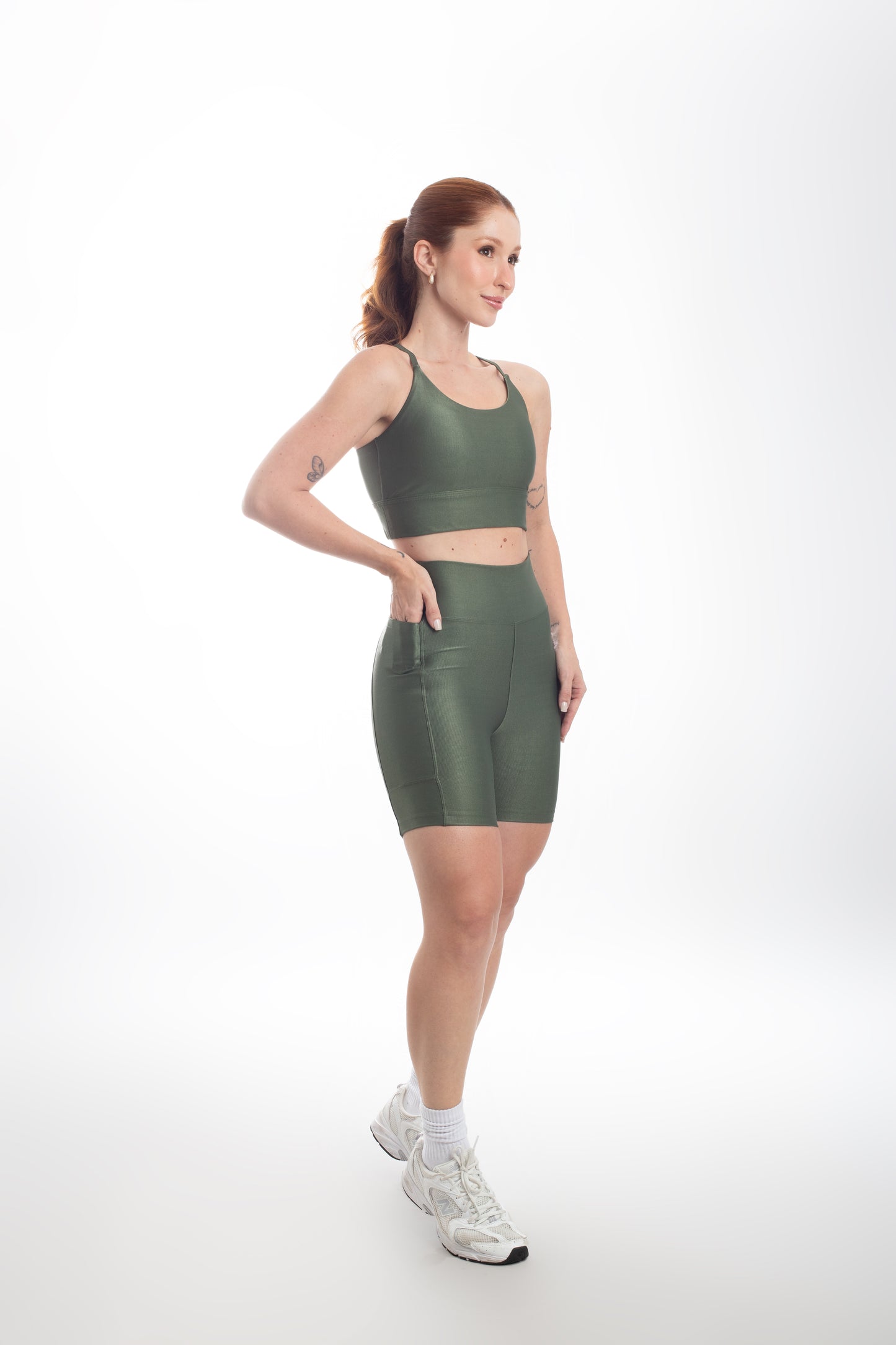 Bermuda com bolsos laterais  Wonder