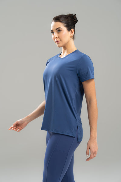 CAMISETA FEM.COM ABERTURA LATERAL SENSITIVE