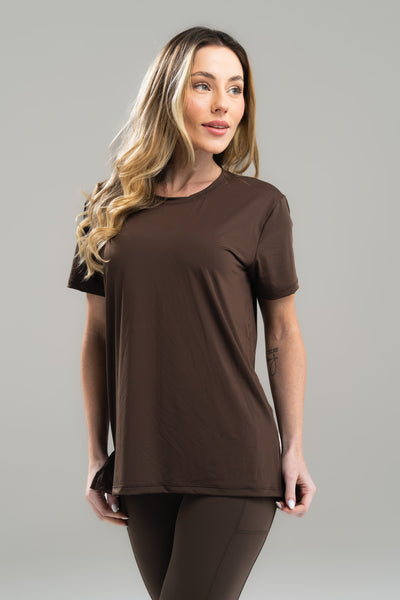 CAMISETA FEM.COM ABERTURA LATERAL SENSITIVE