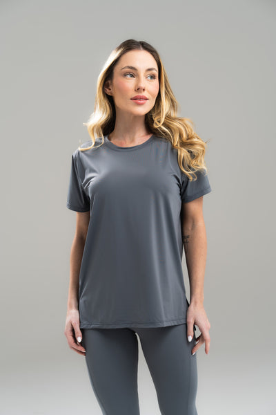 CAMISETA FEM.COM ABERTURA LATERAL SENSITIVE