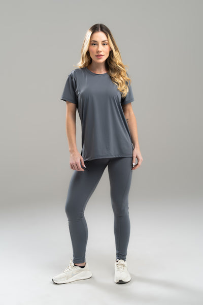 CAMISETA FEM.COM ABERTURA LATERAL SENSITIVE