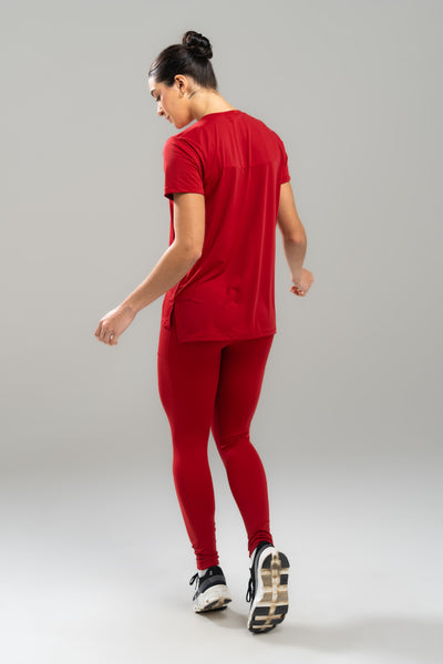 CAMISETA FEM.COM ABERTURA LATERAL SENSITIVE