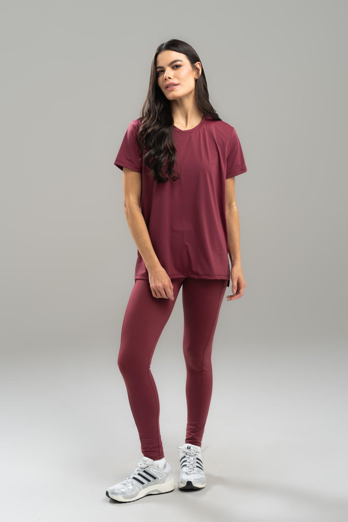 CAMISETA FEM.COM ABERTURA LATERAL SENSITIVE