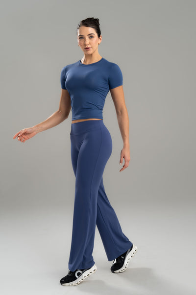 T-SHIRT CROPPED - SENSITIVE