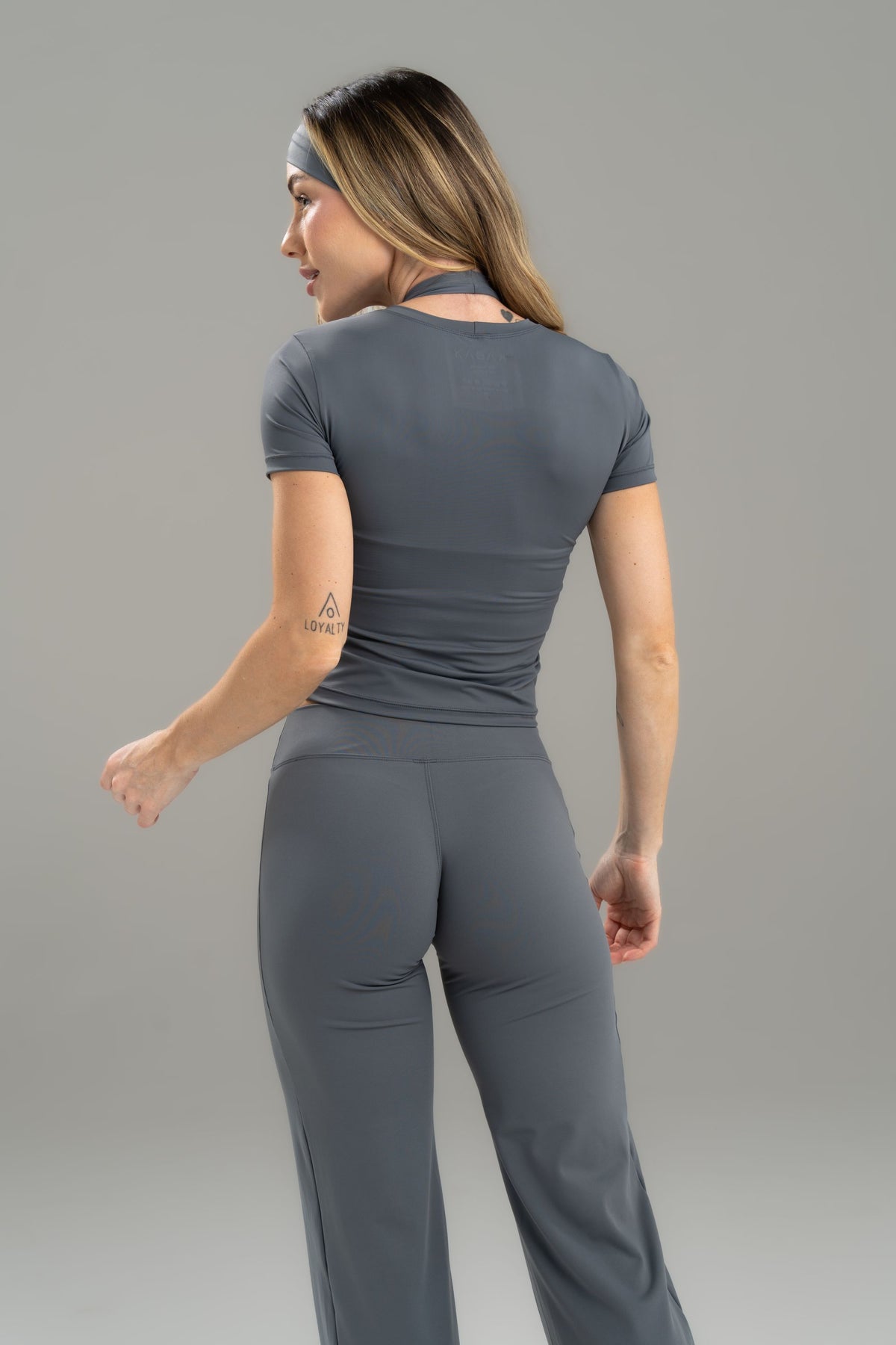 T-SHIRT CROPPED - SENSITIVE