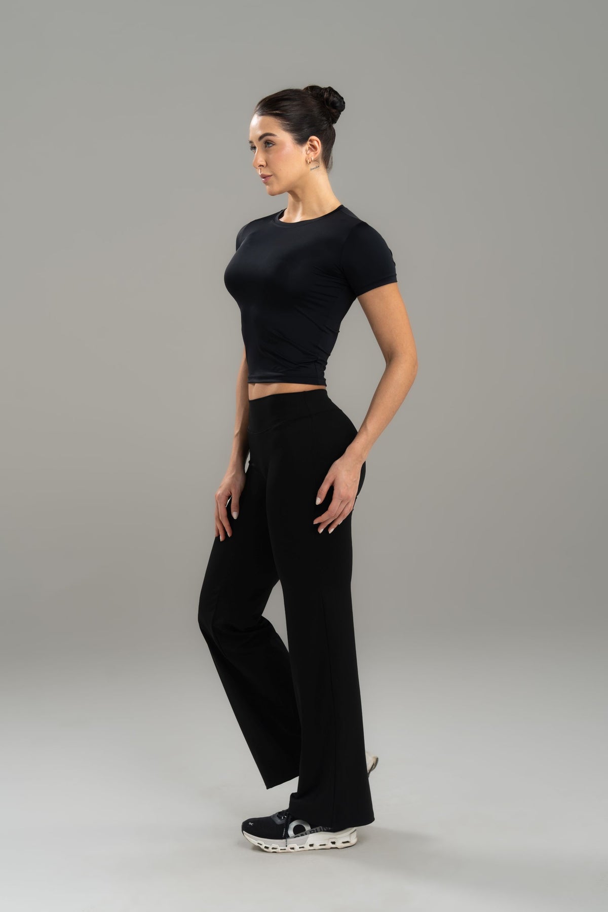 T-SHIRT CROPPED - SENSITIVE