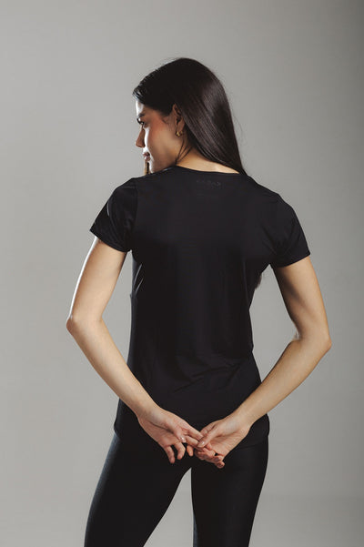 CAMISETA  ESSENTIAL