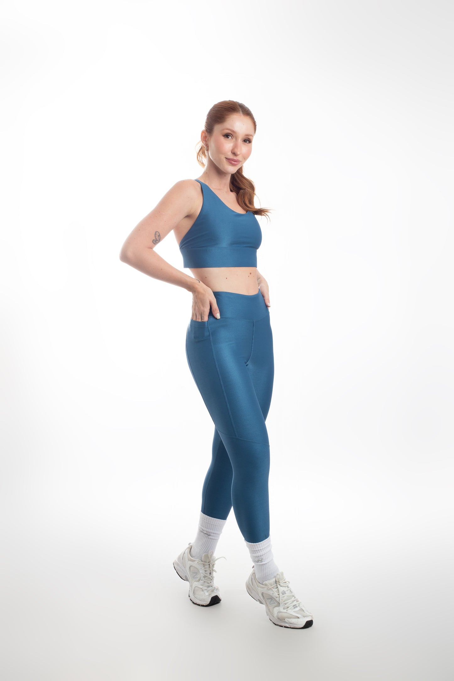 Calça com bolsos laterais Wonder