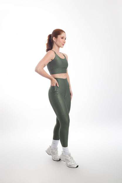 Calça com bolsos laterais Wonder