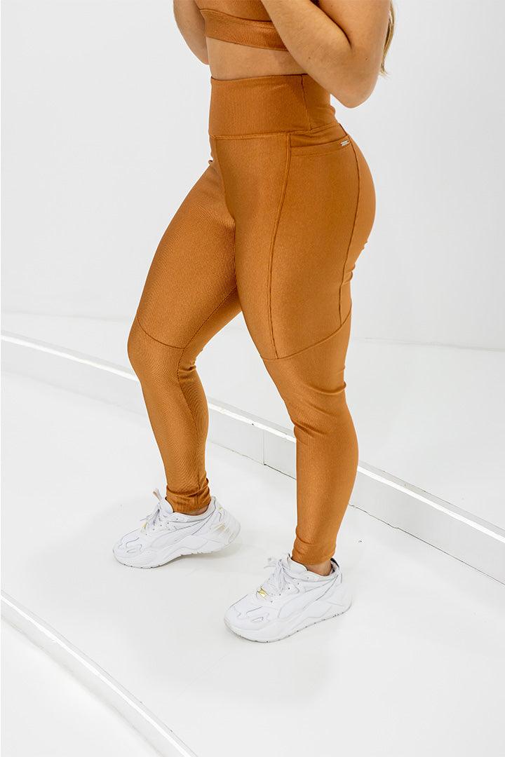 Legging com bolsos laterais Trilobal