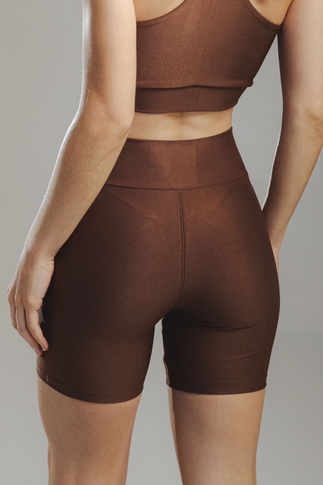 SHORTS  ESSENTIAL