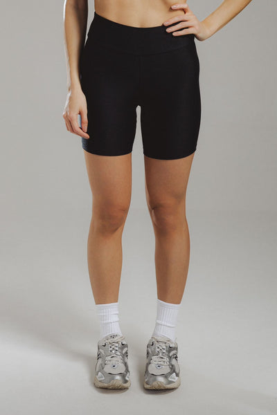SHORTS  ESSENTIAL